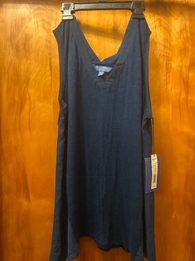 Simply Vera Vera Wang Black V-Neck Top